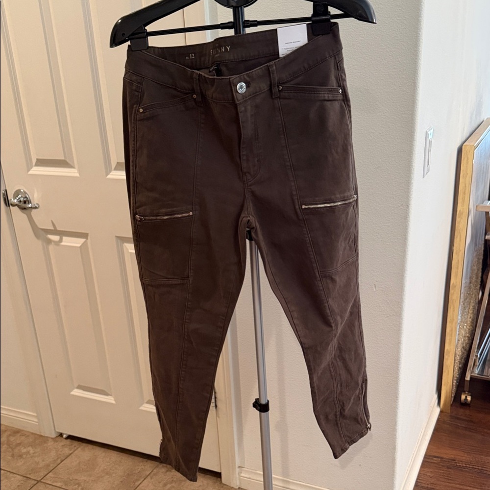 White House Black Market Brown Cropped Ankle Pants